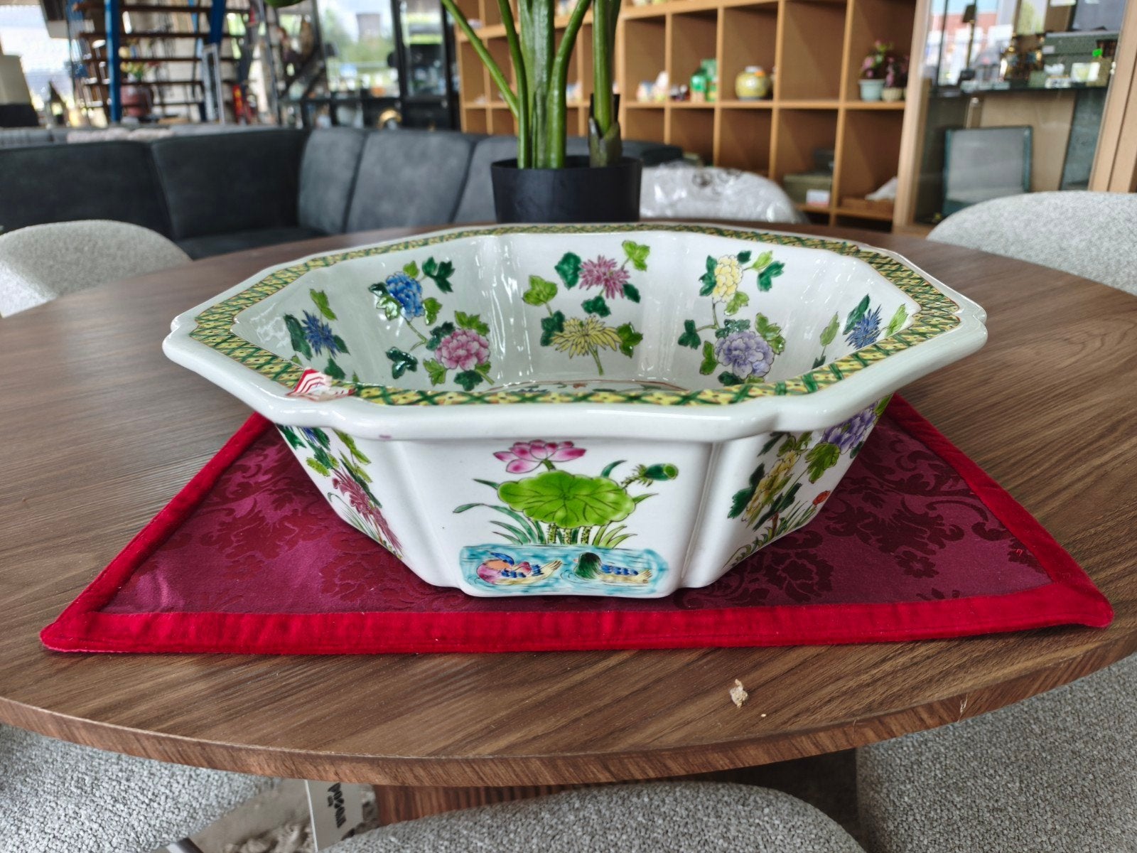 Chinese Porseleinen Schaal (Achtkantig) – Bloemendecor, Ophalen of Verzenden