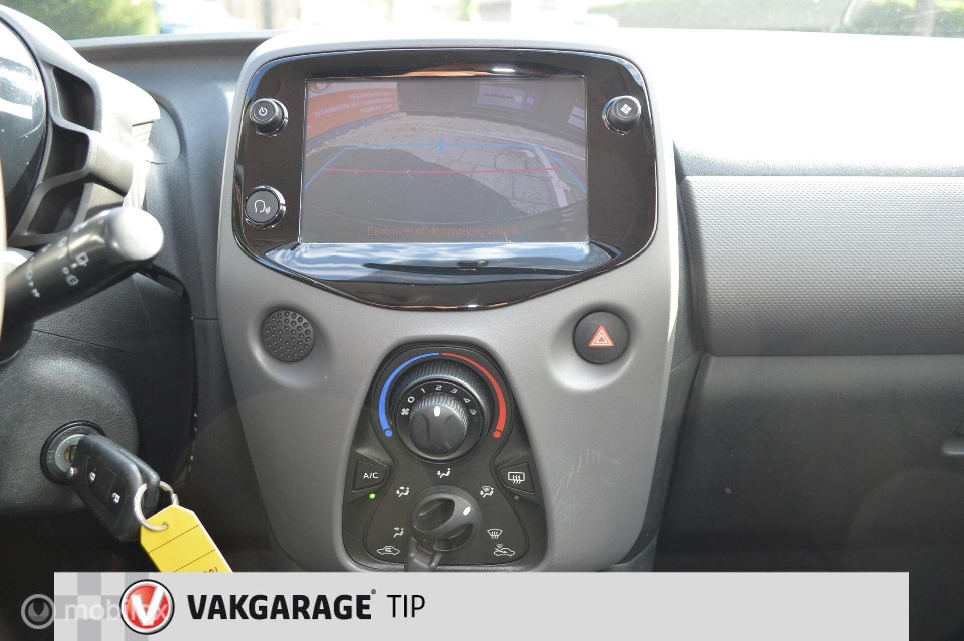 Foto 15 van Peugeot 108 1.0 e-VTi Active