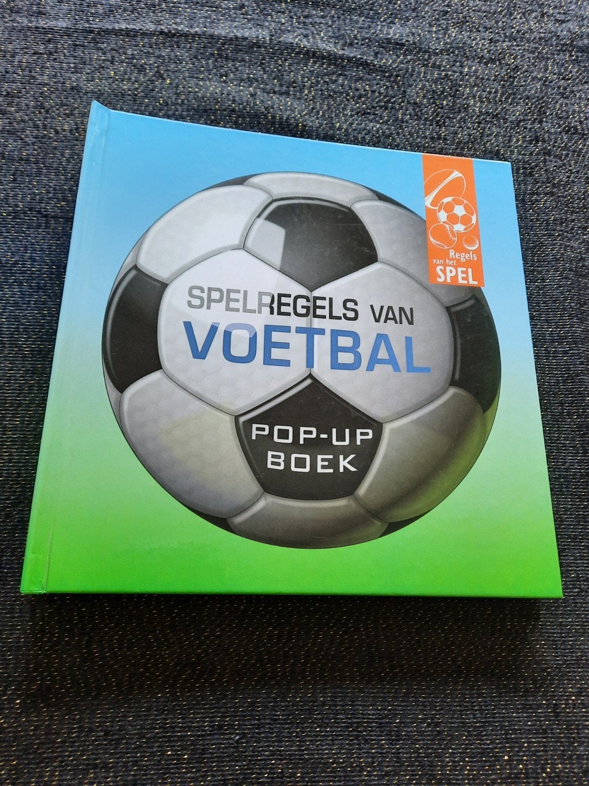 Spelregels van Voetbal Pop-Up Boek - Zo goed als nieuw, Ophalen of Verzenden, Zo goed als nieuw, Jim Kelman, Balsport