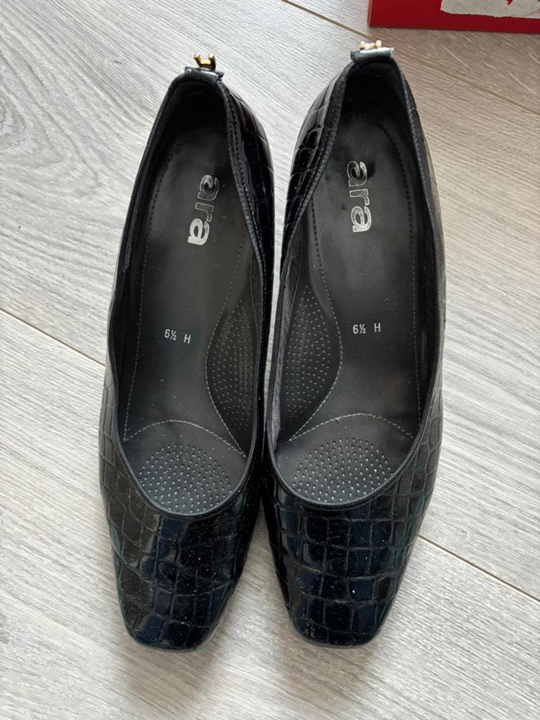 Ara zwarte pumps met print, maat 39,5, Ophalen of Verzenden, Zo goed als nieuw, Zwart, Pumps