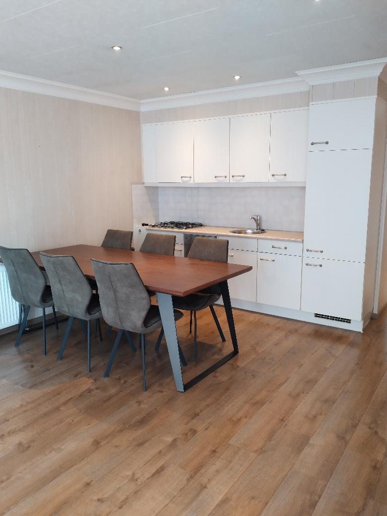 Eetkamertafel, Hender en Hazel, Huis en Inrichting, Tafels | Eettafels, Ophalen, Overige materialen, 200 cm of meer, 50 tot 100 cm