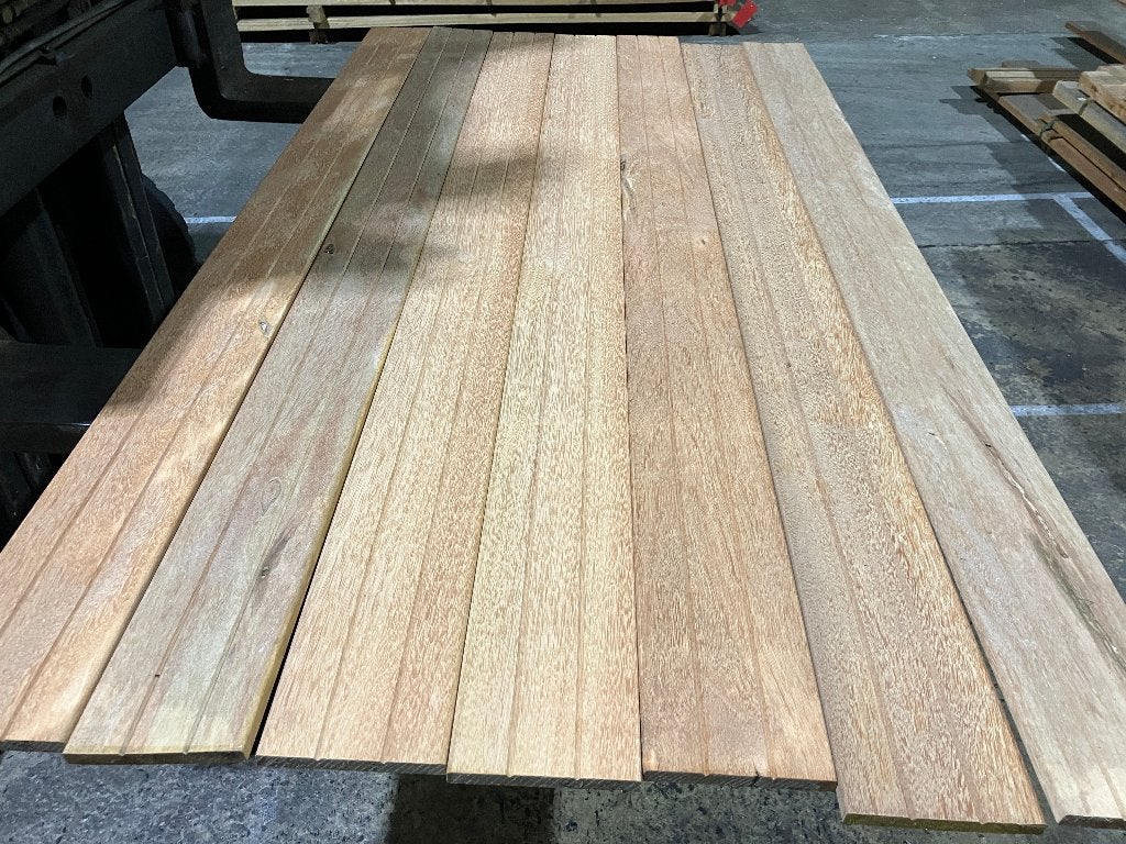 planken–vlonderplanken-Hardhout-Sucupira Amarela-15x141mm