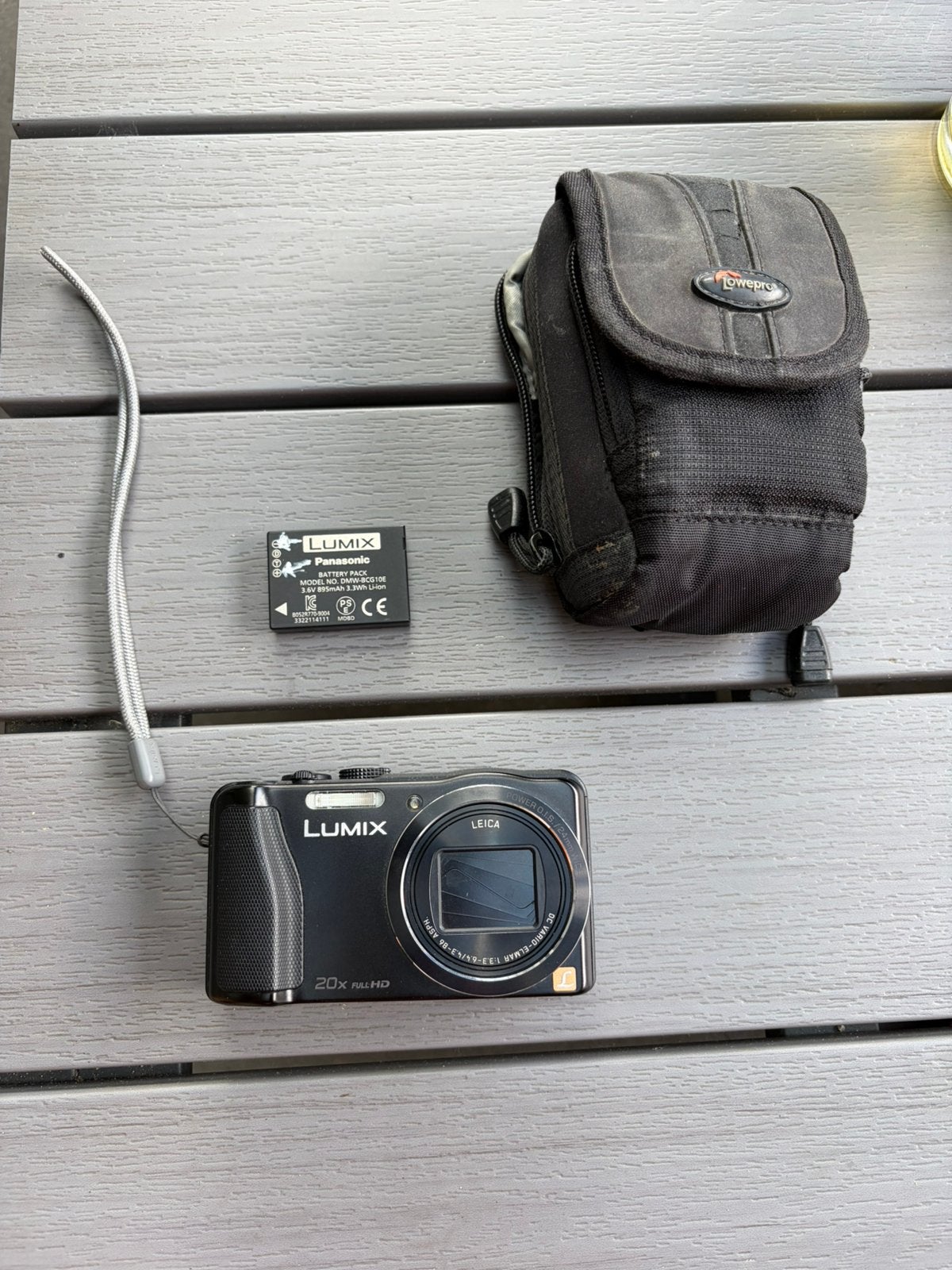 Panasonic Lumix DMC-TZ35. 2 accu’s, Audio, Tv en Foto, Fotocamera's Digitaal, Ophalen of Verzenden, Zo goed als nieuw, Overige Merken