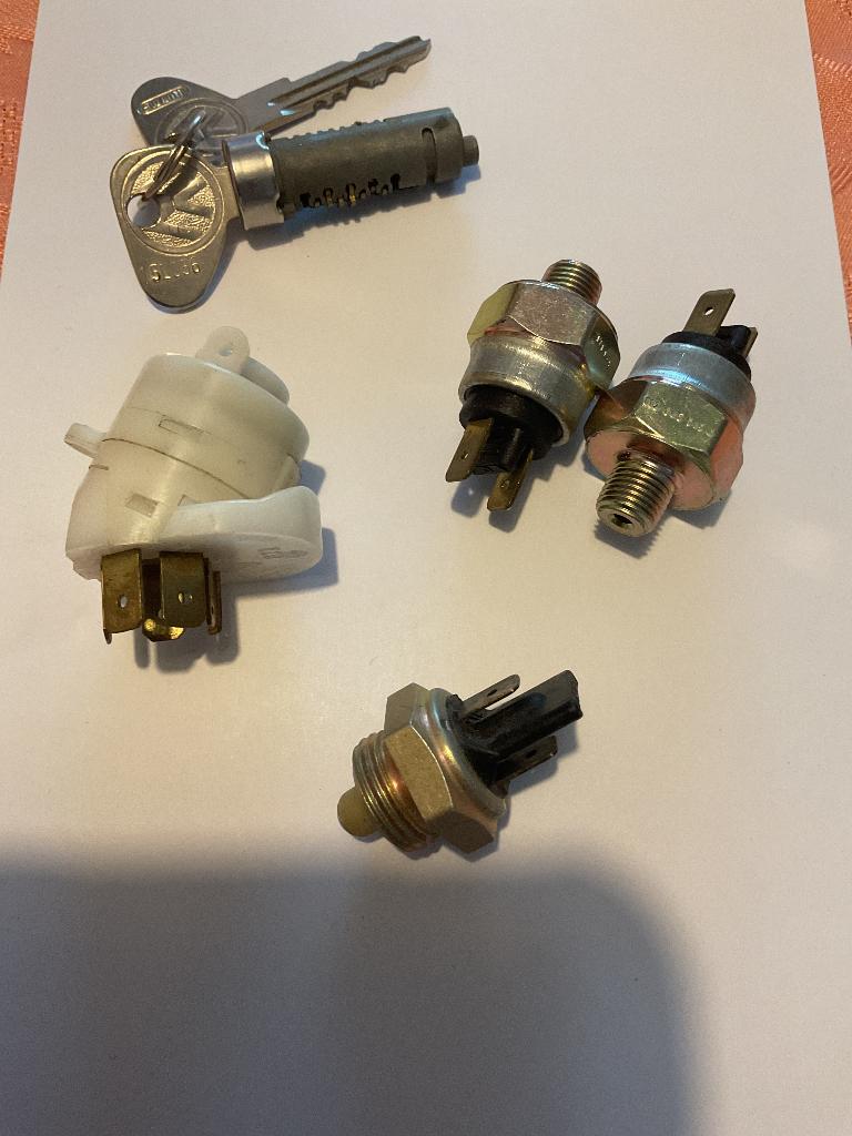 Diverse VW kever schakelaars ., Auto-onderdelen, Ophalen of Verzenden, Nieuw, Volkswagen