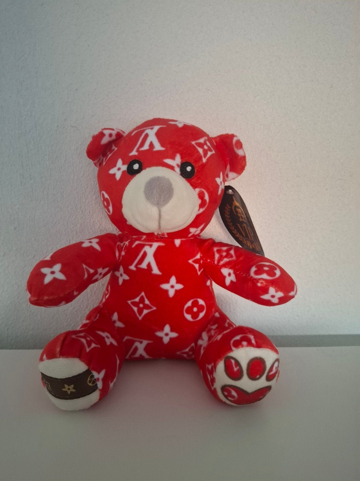 Rode Louis Vuitton teddybeer knuffel, Overige merken, Beer, Ophalen of Verzenden, Middelgroot (20 tot 80 cm)