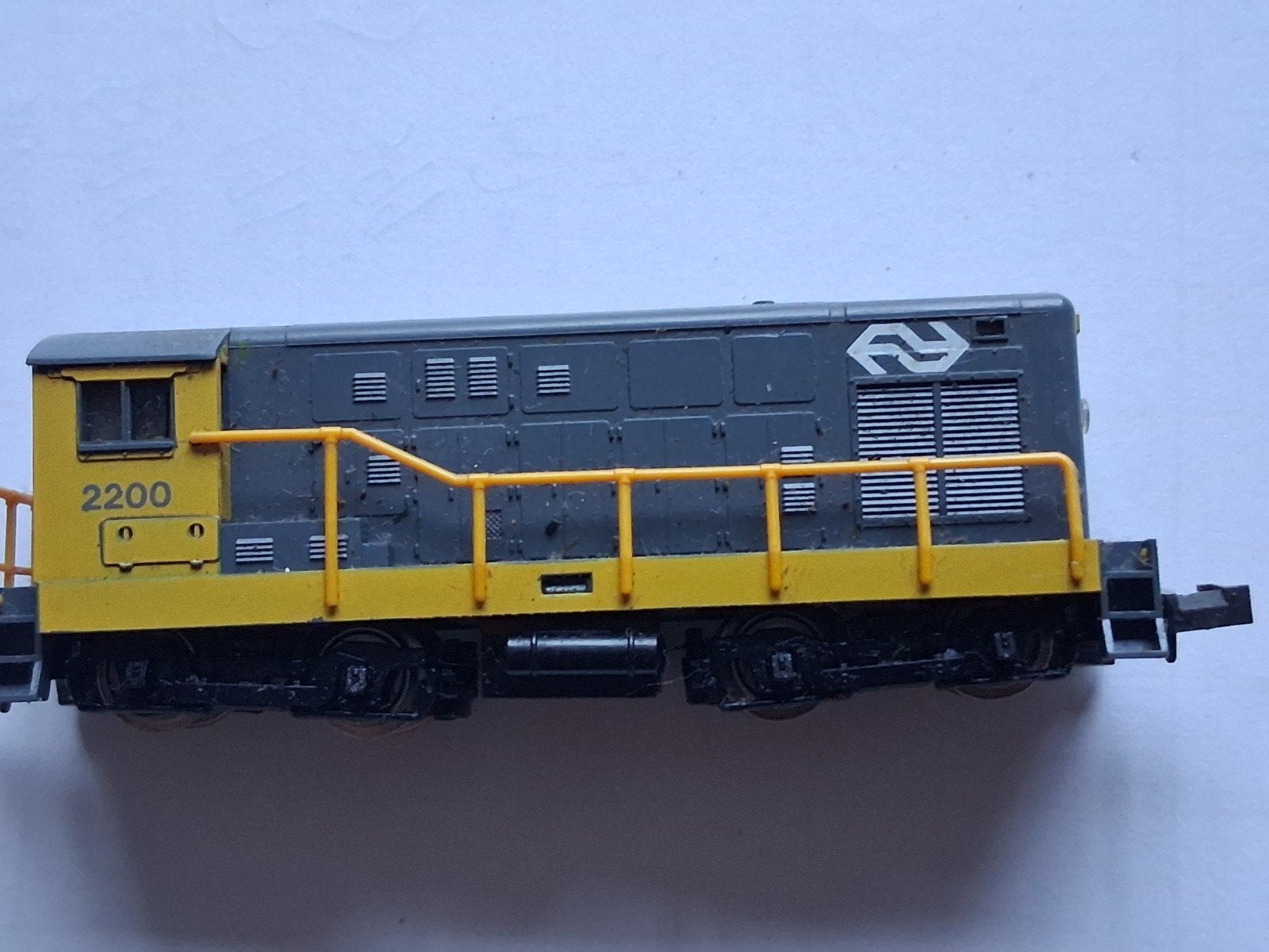 Dieselloc 2200 NS N-spoor, Hobby en Vrije tijd, Gebruikt, Trix, Analoog, Ophalen of Verzenden