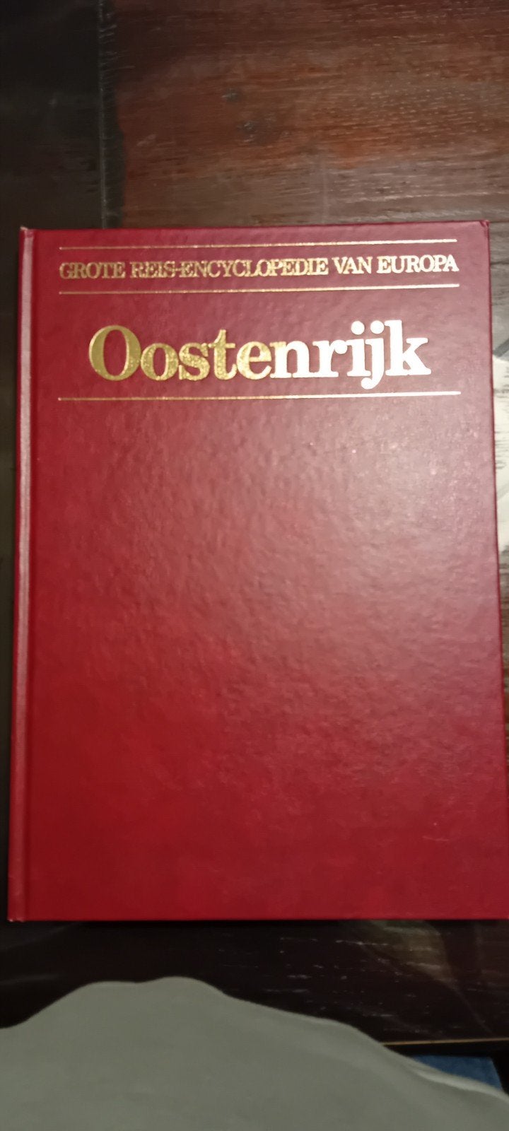 boek Oostenrijk, Boeken, Ophalen of Verzenden, Gelezen