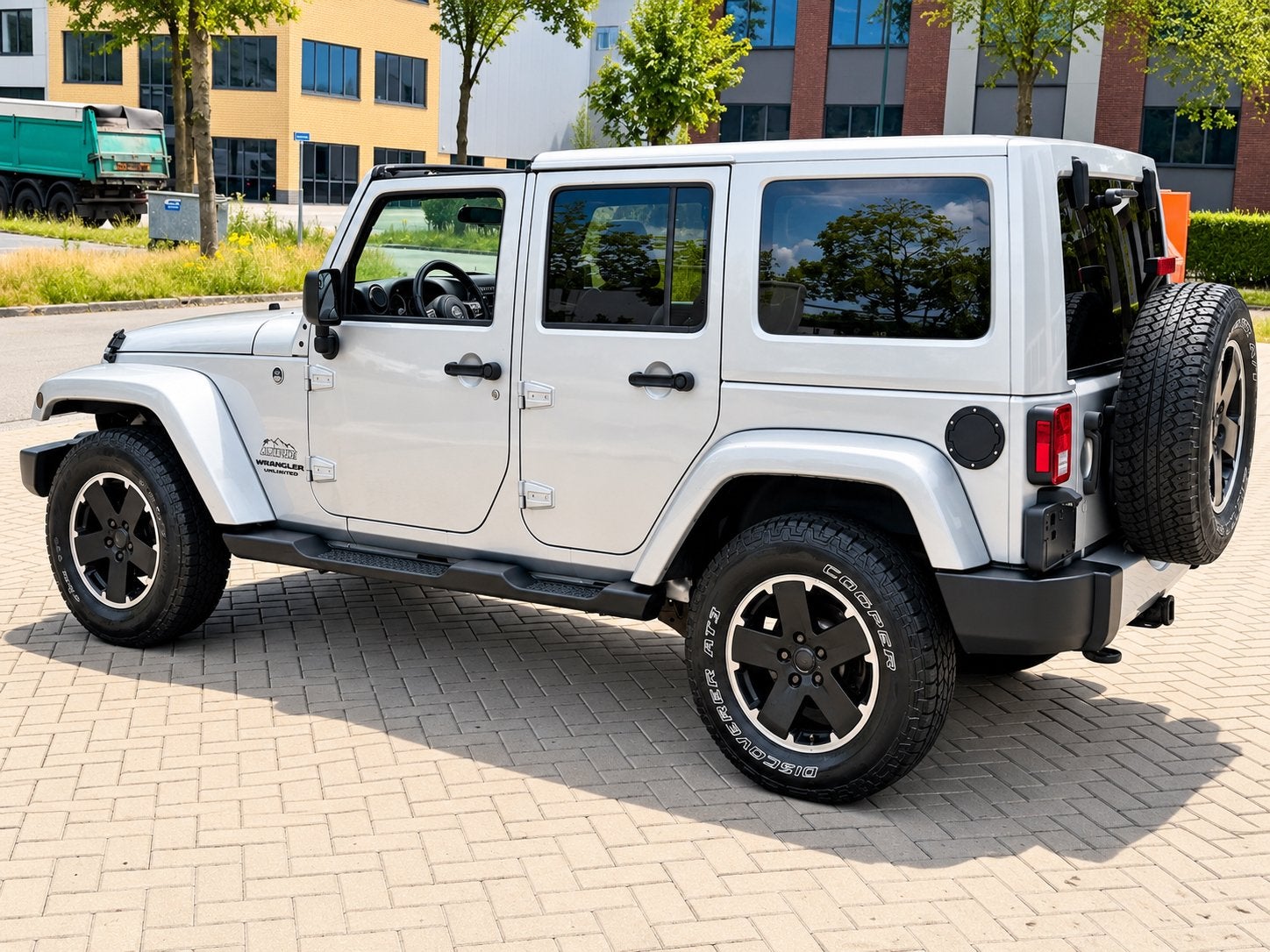 JEEP WRANGLER JK 3.6 V6 284PK SAHARA BLACK EDITION HARDTOP, Auto's, Euro 5, Zwart, Bedrijf, Wrangler