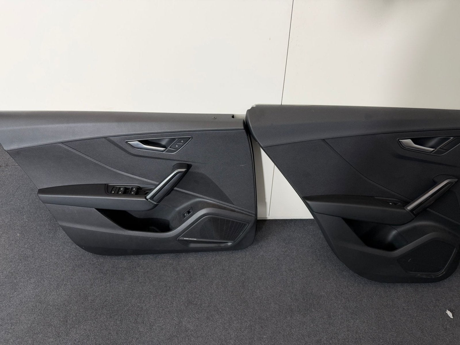 Audi Q2 Deurpanelen Set achter/voor t.e.a.b, Auto-onderdelen, Ophalen, Gebruikt, Deur, Audi
