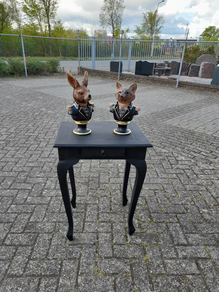 Hoog zwart tafeltje, Antiek en Kunst, Ophalen of Verzenden