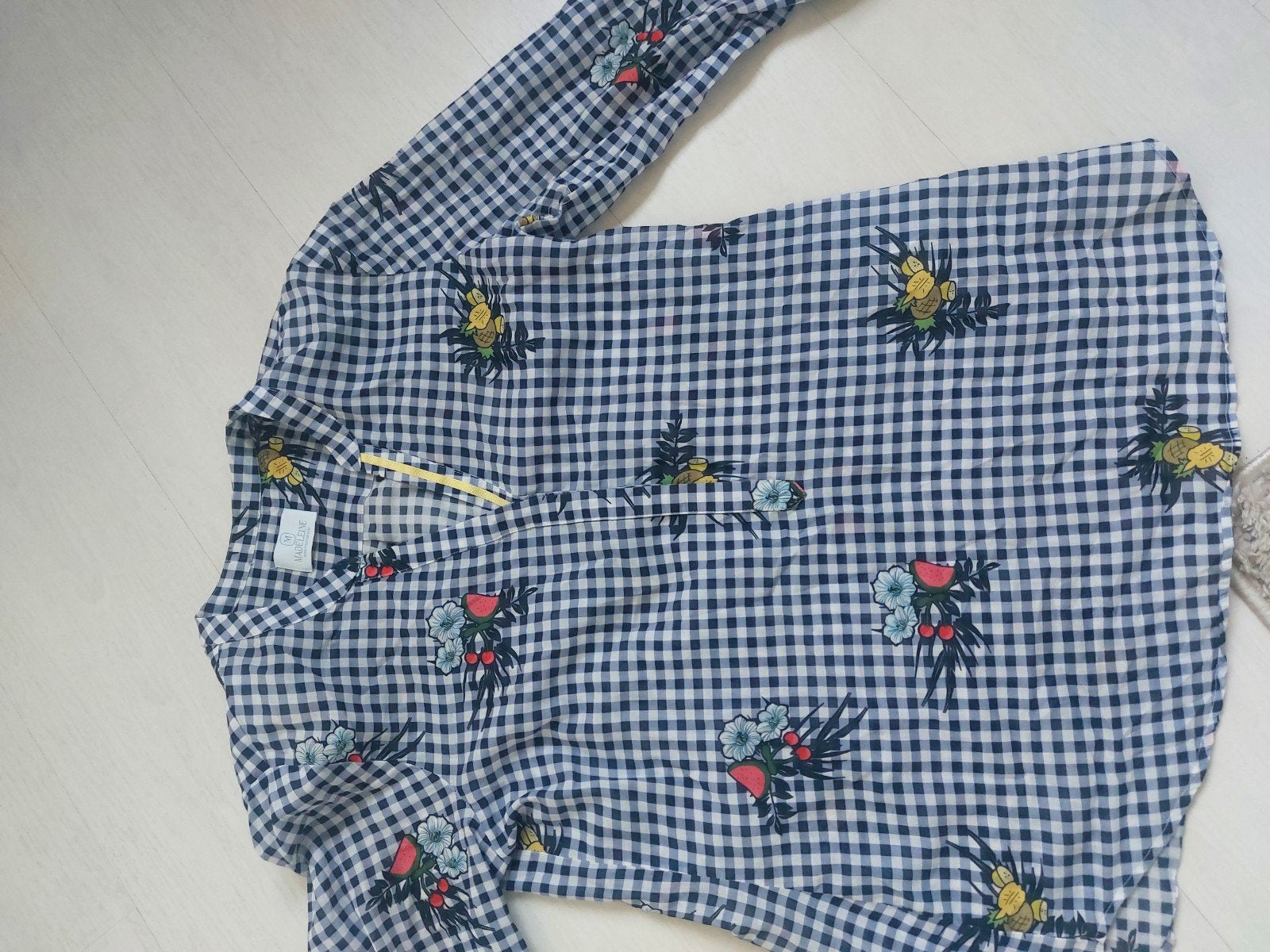 Madeleine blouse maat M - Geruit met bloemenprint, Kleding | Dames, Ophalen of Verzenden