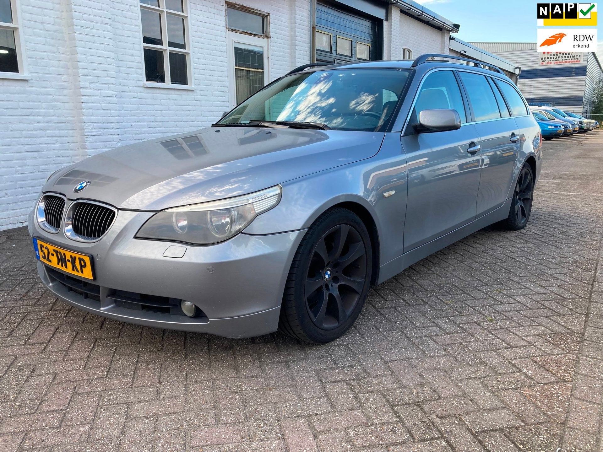 BMW 5-serie Touring 530i High Executive Bj 2006, Panodak, Cr, Auto's, Automaat, Achterwielaandrijving, Gebruikt, 2000 kg