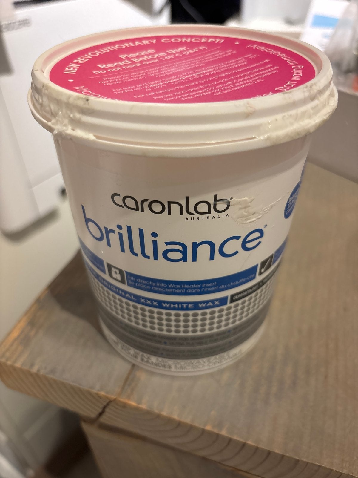 Caronlab Brilliance Strip Wax - nagenoeg nieuwe pot, Ophalen of Verzenden, Nieuw, Overige typen