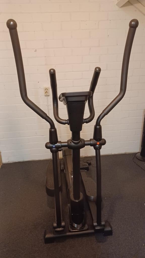 Fox 3 iPlus Crosstrainer | gebruikt maar geen schade, Ophalen, Overige materialen, Benen, Gebruikt