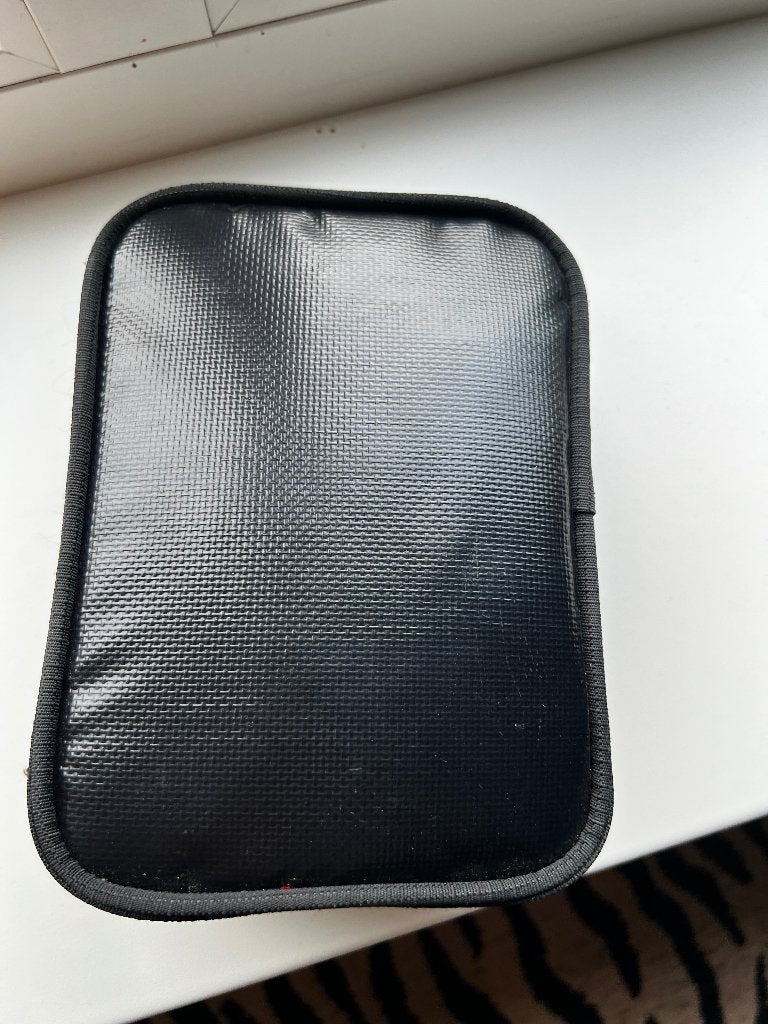 Foto 3 van MEGA UL Baars Set: SPRO Wallet + Keitech + Grote Partij