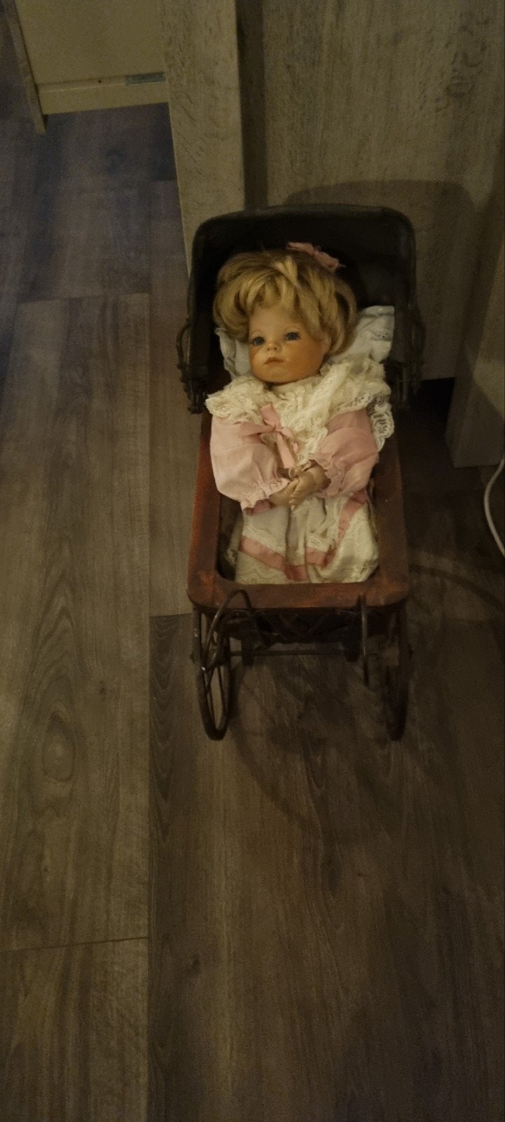 Antieke poppenwagen met porseleinen pop, Ophalen, Gebruikt, Overige typen