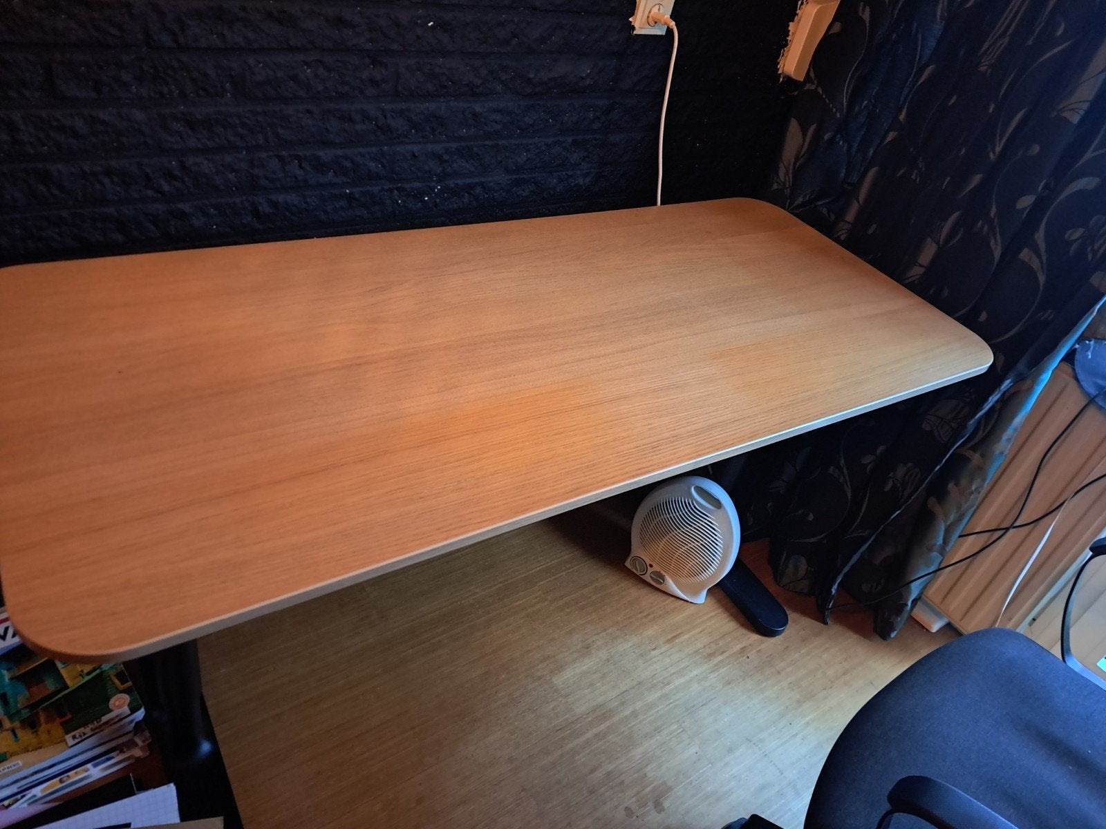 IKEA bureau in prima staat, Ophalen, IKEA, 140 cm, Computerbureau