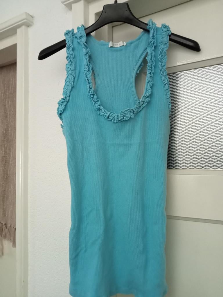 3 heerlijke tanck tops, Kleding | Dames, Tops, Maat 38/40 (M), Blauw, Ophalen of Verzenden, Zo goed als nieuw