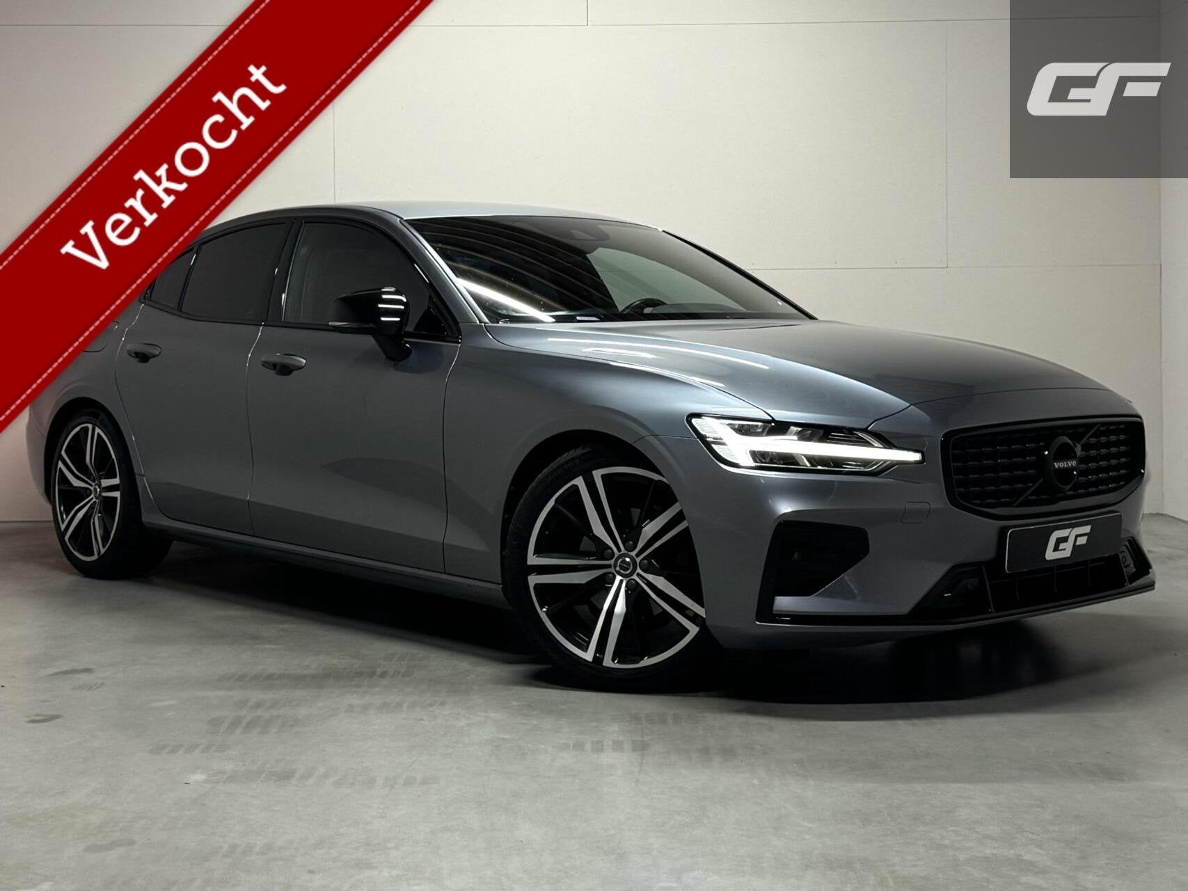 Volvo S60 2.0 T4 R-Design Autopilot Camera CarPlay Trekh. NA, Auto's, Dealer onderhouden, 15 km/l, Origineel Nederlands, Bedrijf