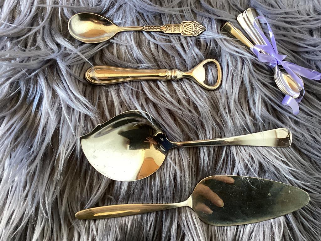 Taartschep, opscheplepel, flessenopener, theelepeltjes, Antiek en Kunst, Antiek | Bestek, Ophalen of Verzenden