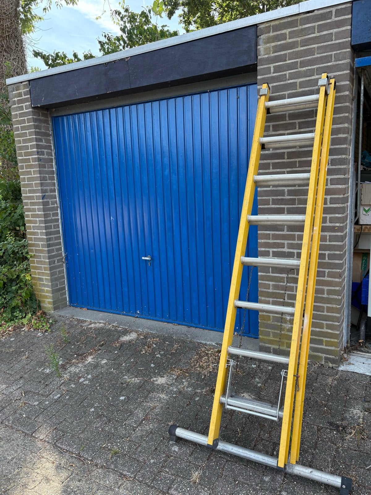 Gebruikte uitschuifbare Altrex ladder - 2 tot 4 meter, Ophalen, Gebruikt, Ladder, Opvouwbaar of Inschuifbaar