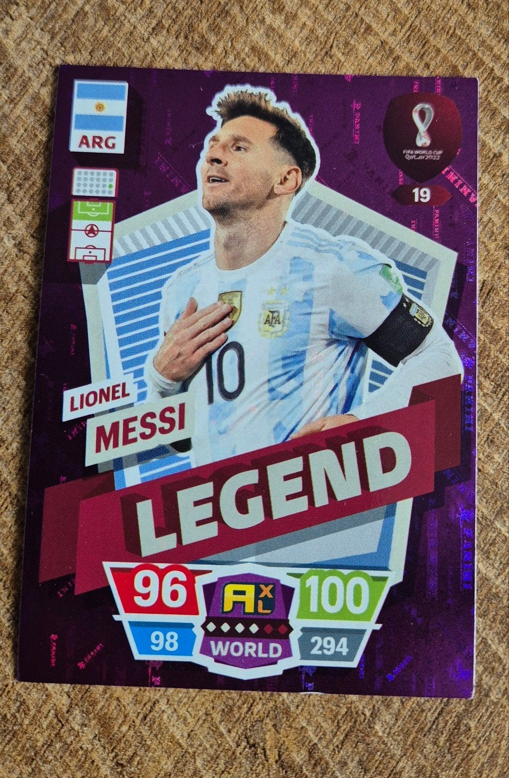 FIFA World Cup Qatar 2022 Lionel Messi Legend # 19, Ophalen of Verzenden, Zo goed als nieuw, Buitenlandse clubs, Poster, Plaatje of Sticker