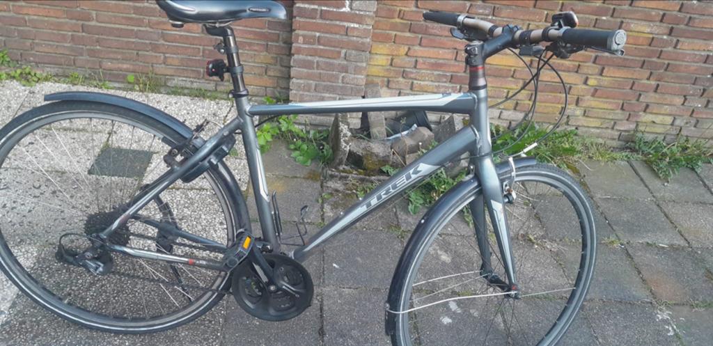 Trek FX 2 Hybride Fiets - Zo goed als nieuw, Gebruikt, Velgrem, Versnellingen, 53 tot 57 cm