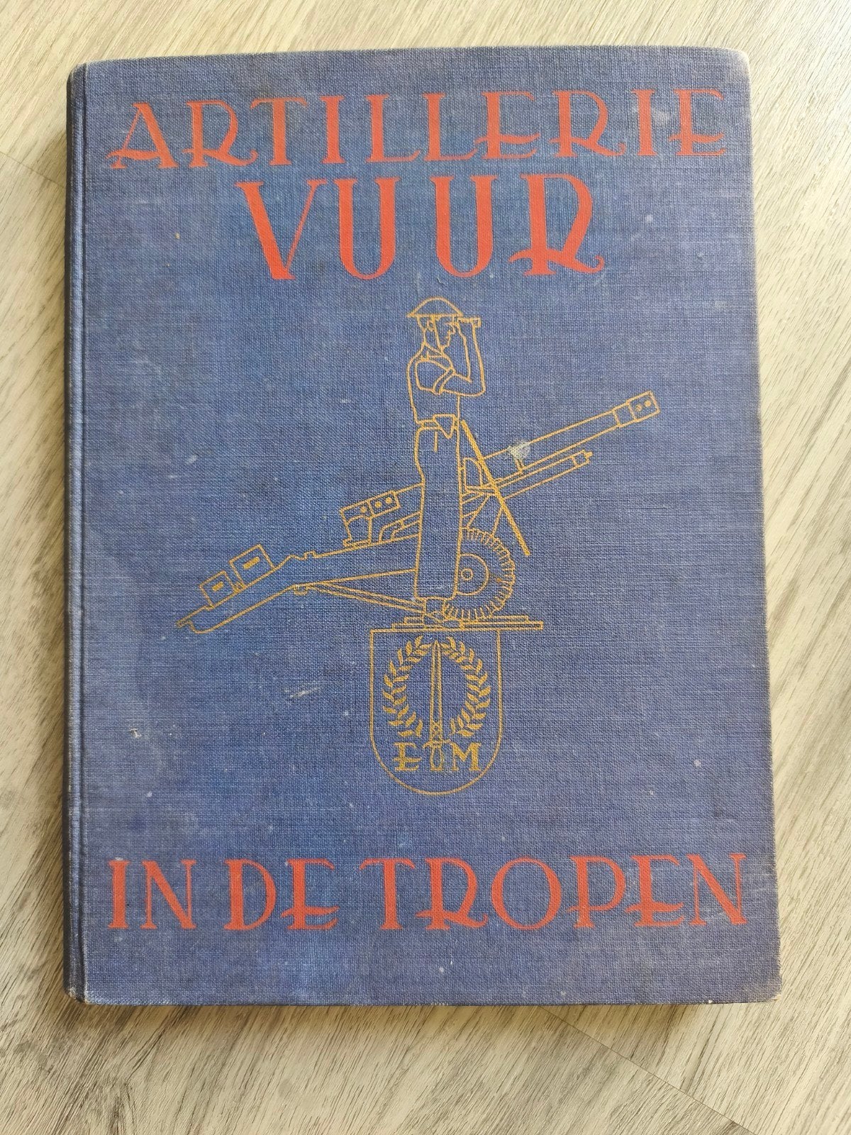 Gedenkboek 8 RVA, knil, Indië, Ophalen of Verzenden, Landmacht, Nederland, Embleem of Badge