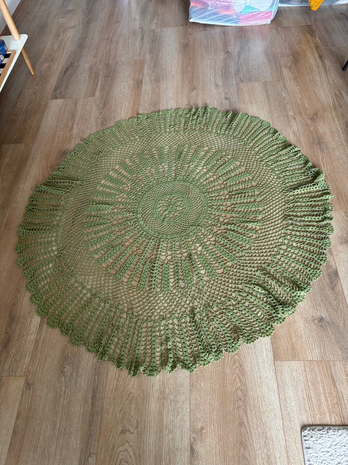 Handgemaakt gehaakt rond kleed - Groen, 100 tot 150 cm, Rond, Ophalen of Verzenden, Zo goed als nieuw