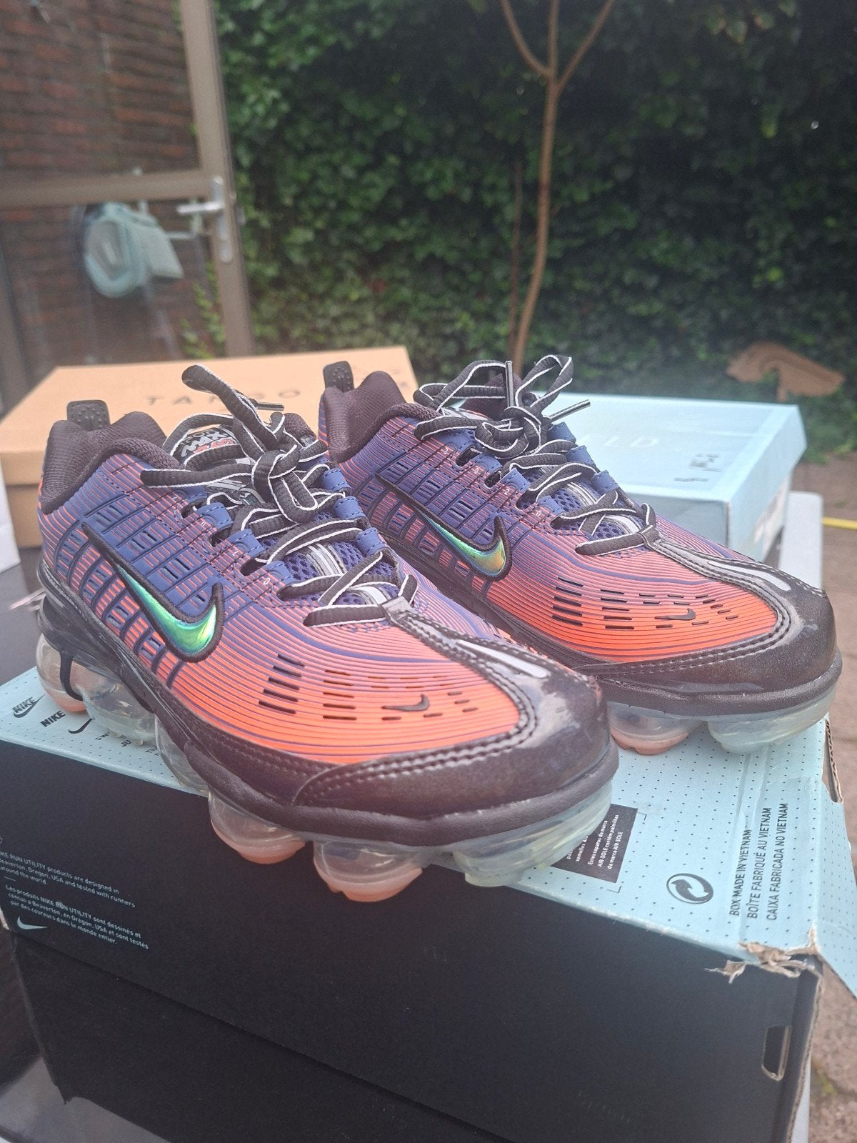 Nike Air Vapormax 360 - Blauw/Oranje Sneakers Maat 39, Blauw, Nike, Nieuw, Ophalen of Verzenden