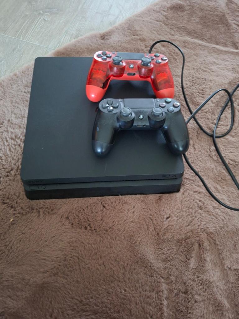 PlayStation 4 - Compleet en Werkend, Ophalen, Gebruikt, Met 2 controllers