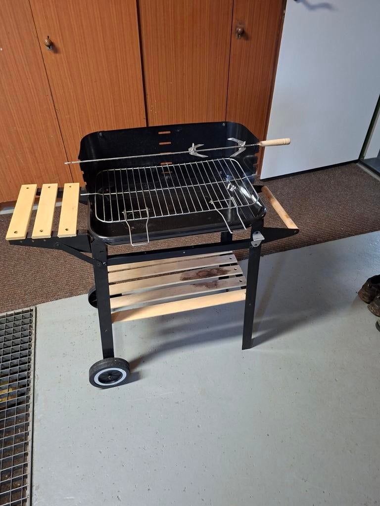 Te koop barbecue, Ophalen