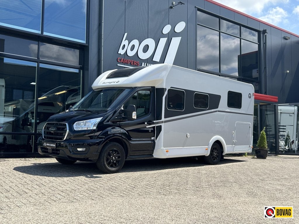 Sunlight T 690 L Queensbed + Hefbed, Caravans en Kamperen, Campers, Sunlight, Ford, Bedrijf, Half-integraal