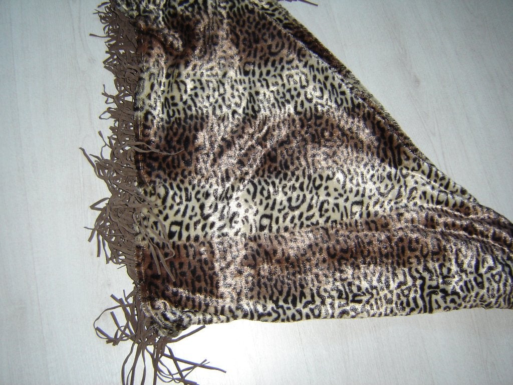 Stola / omslagdoek / poncho / sjaal panterprint, Ophalen of Verzenden, Nieuw, Maat 42/44 (L), Sjaal