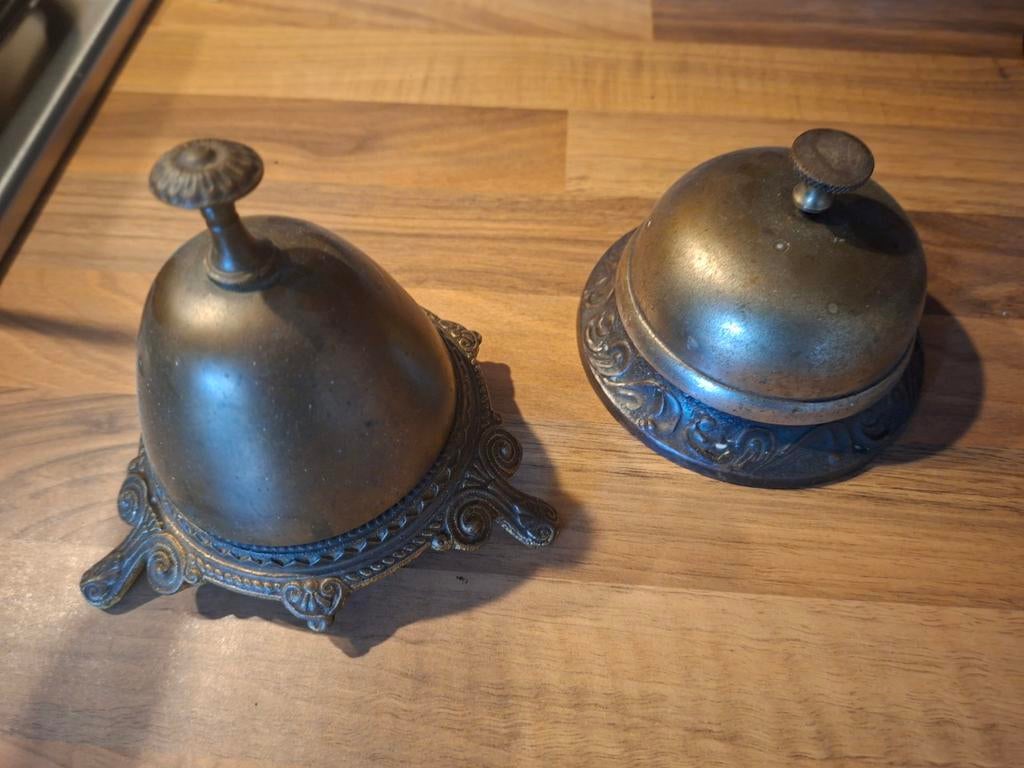 Set van 2 antieke bronzen winkelbellen., Antiek en Kunst, Ophalen of Verzenden