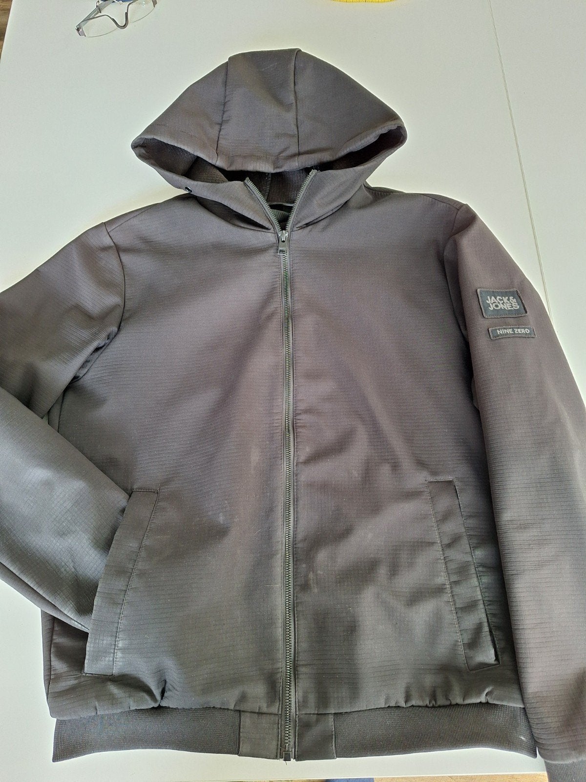 Softshell jas zwart maat M, Ophalen of Verzenden, Zo goed als nieuw, Zwart