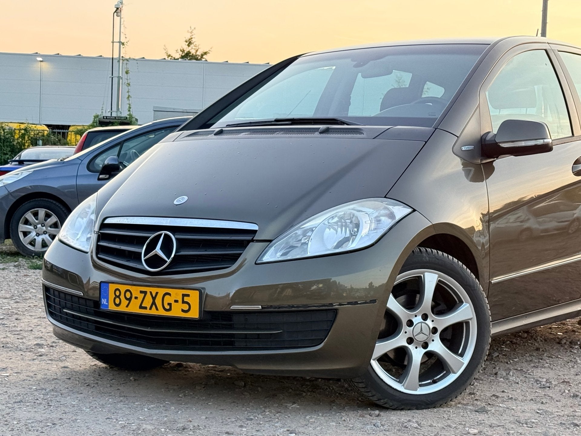 Mercedes-Benz A-klasse 160 BlueEFFICIENCY Business Class, Voorwielaandrijving, Euro 5, Bruin, Leder en Stof