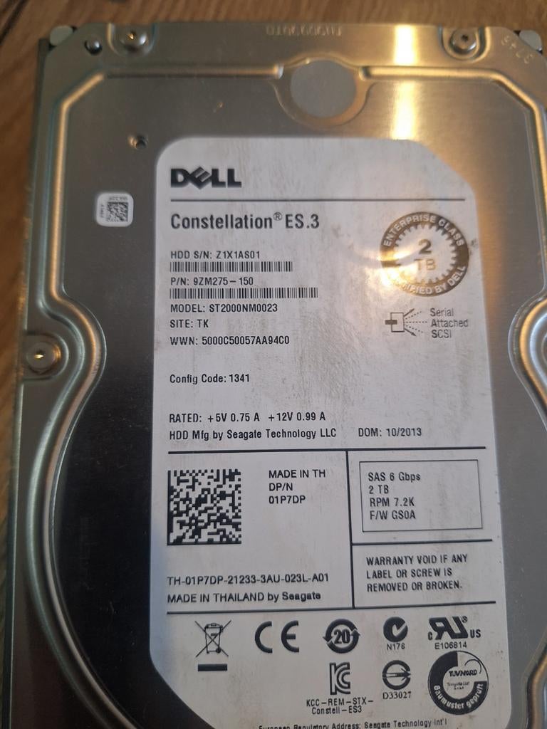 Partij 24x Dell Enterprise 2TB SAS HDD (48TB) + Caddy, Ophalen of Verzenden