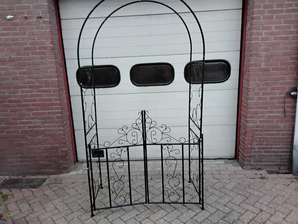 Huwelijksboog  jubileum boog240 hoog 120 breed, Ophalen, Zo goed als nieuw