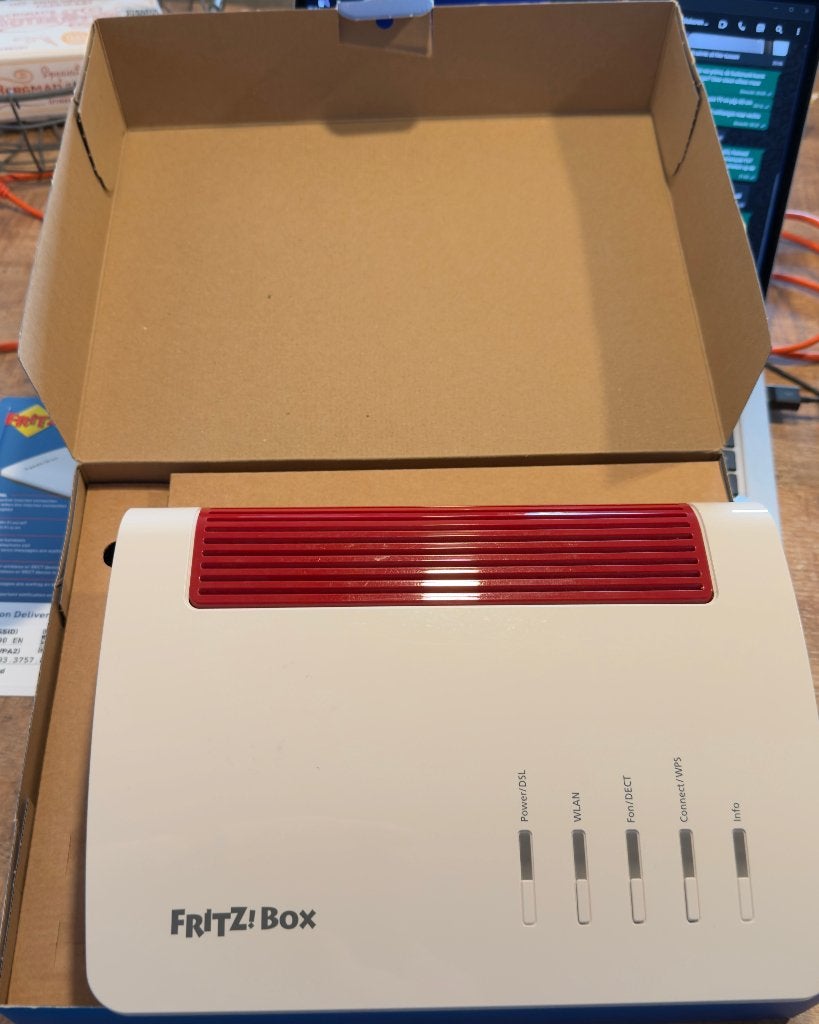 TK FritzBox 7590AX Wi-Fi 6, Ophalen, Gebruikt, Router met modem, Fritz!Box (FritzBox)