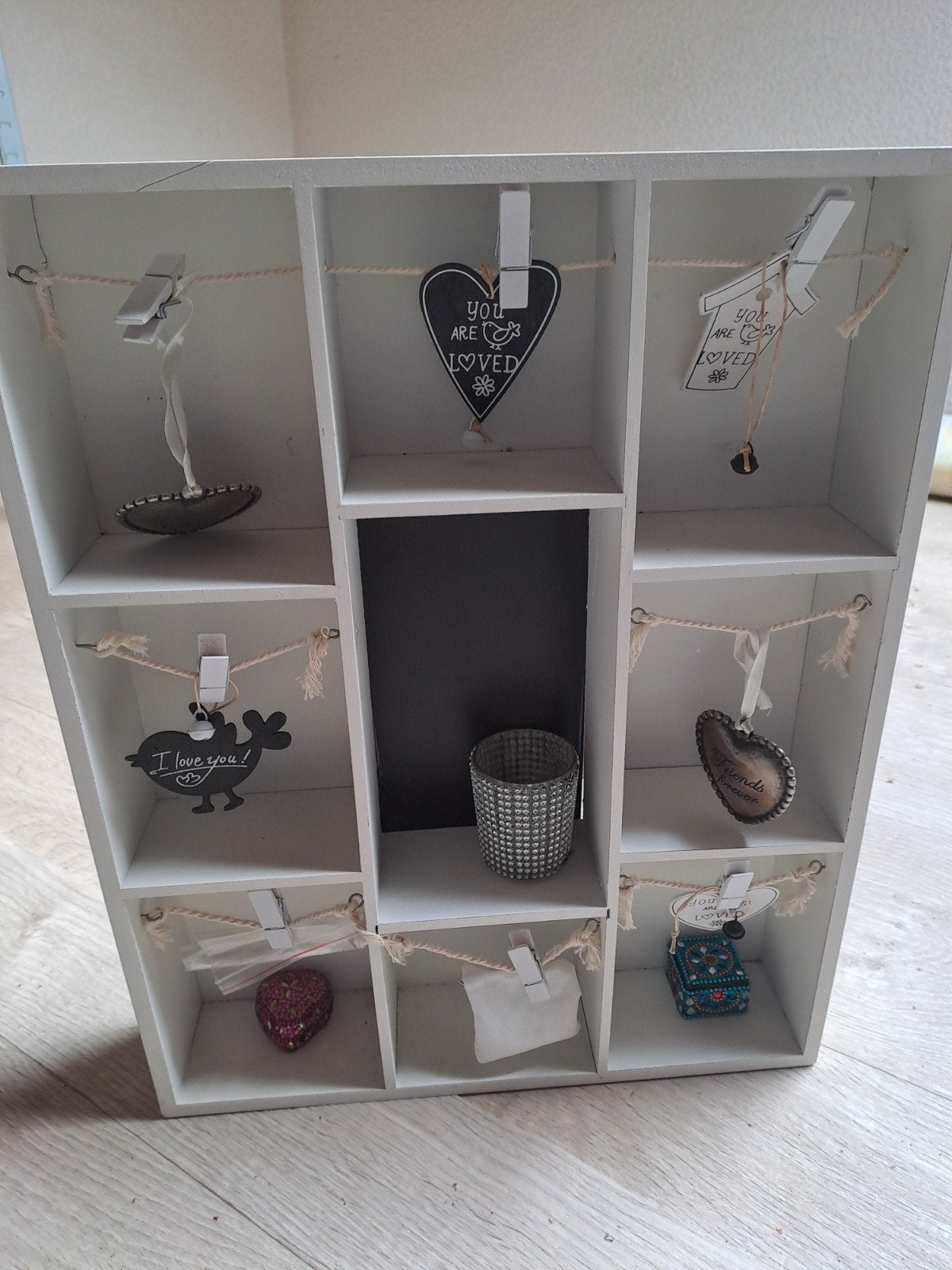 Decoratieve wandkast met vakken en accessoires, Ophalen, Hout, Gebruikt, Landelijk