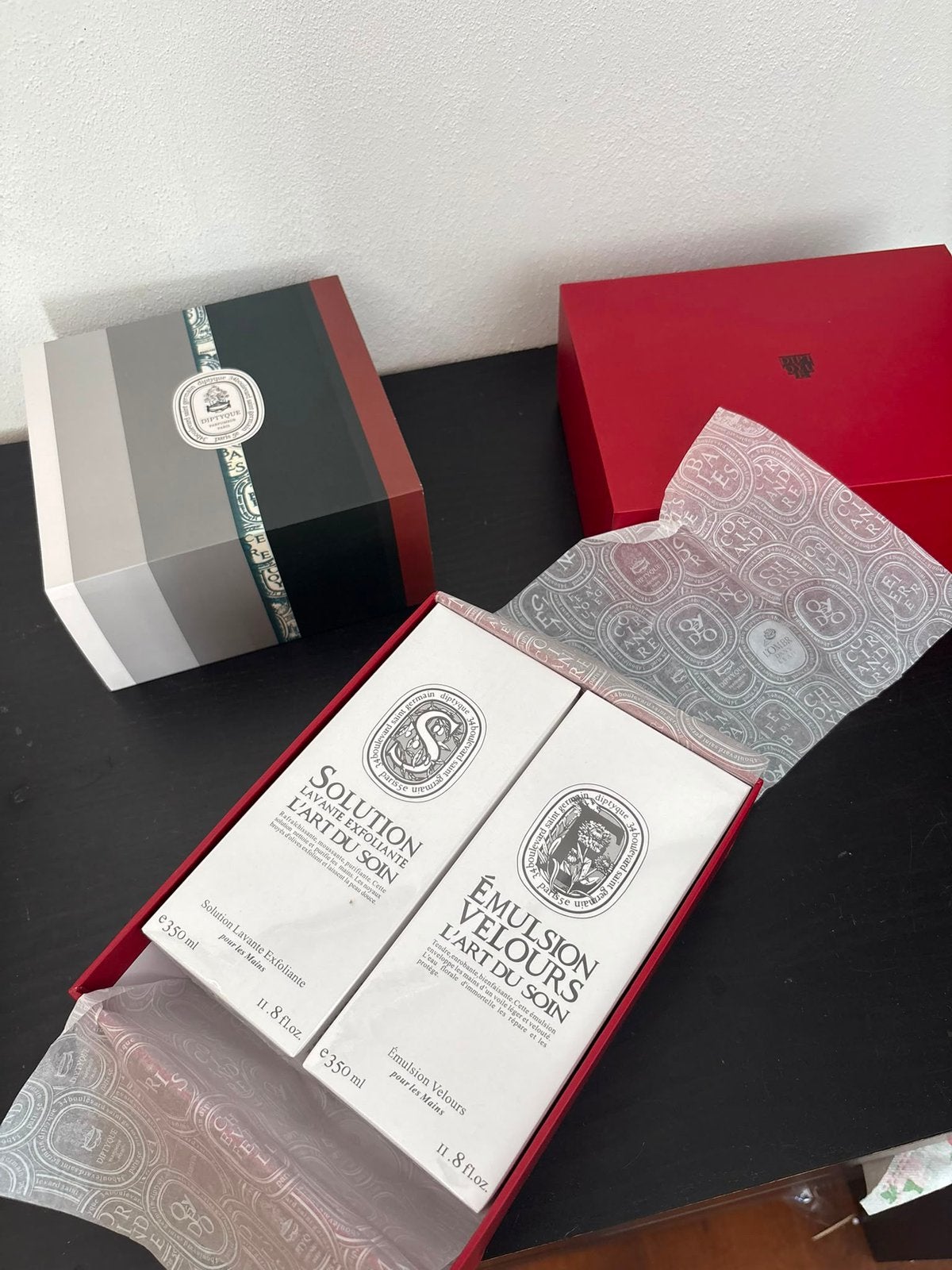 Diptyque bodylotion en handzeep 350 ml, Ophalen of Verzenden, Zo goed als nieuw, Bodylotion, Crème of Olie