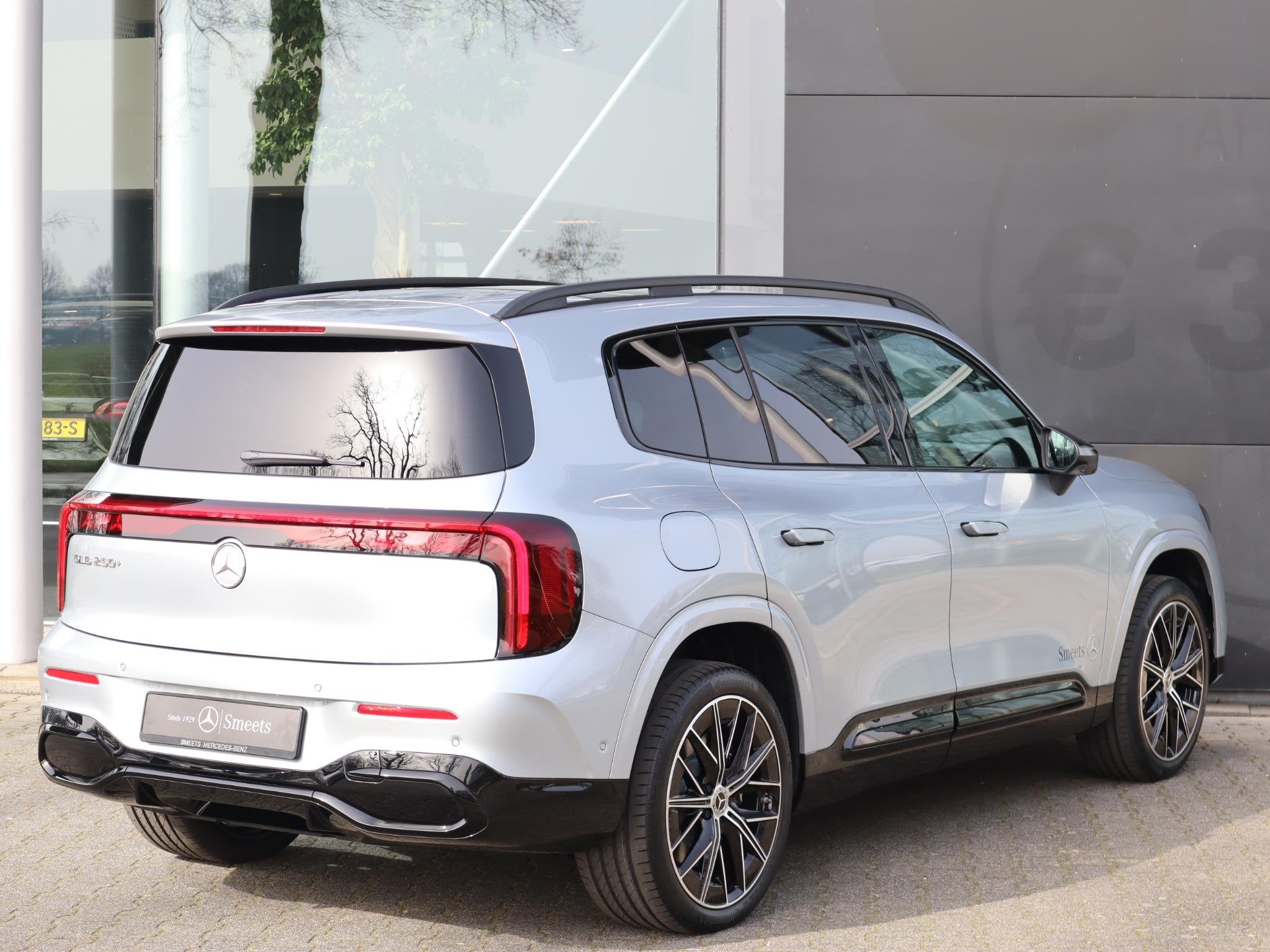 Mercedes-Benz GLB 250+ Business Solution AMG 85.5 kWh, Auto's, Dealer onderhouden, Achterwielaandrijving, Zwart, 607 km