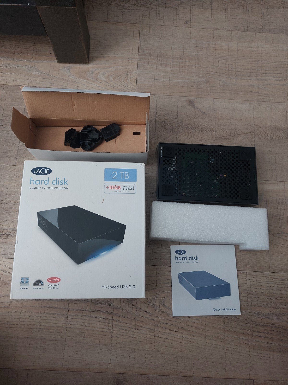 Nieuwe LaCie externe harde schijf 2TB USB 2.0(doos verkleurd, Computers en Software, Harde schijven, 2TB, LaCie, Server, HDD