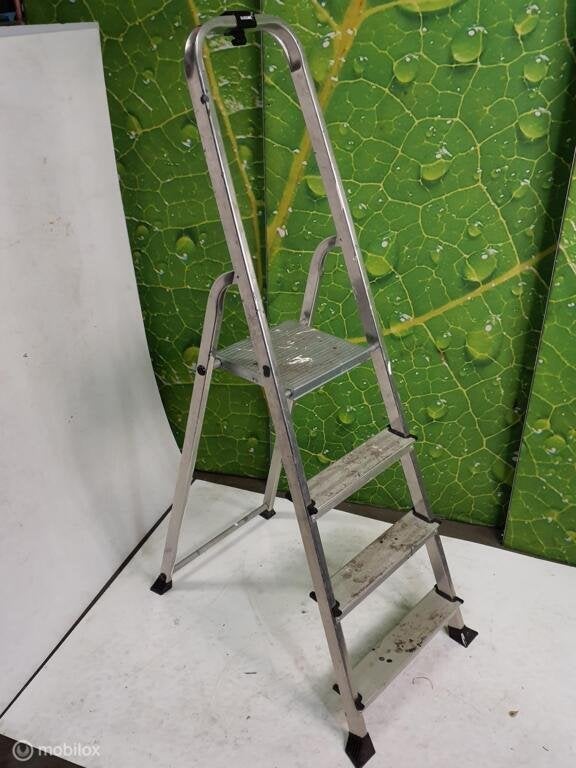 Huishoudtrap platformhoogte: 79cm, Huis en Inrichting, Gebruikt