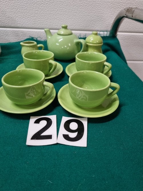 mini servies groen 7 delig,, Ophalen of Verzenden