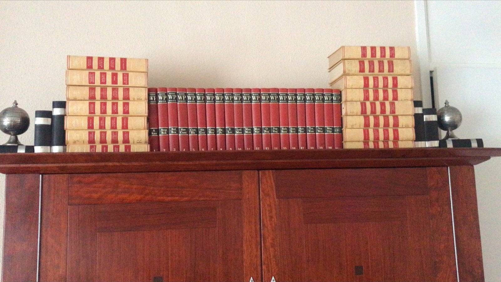 Grote collectie boeken, encyclopedieën en naslagwerken, Boeken, Ophalen, Gelezen, Algemeen, Complete serie