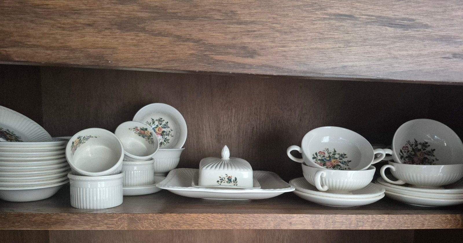 Wedgwood Conway, Ophalen