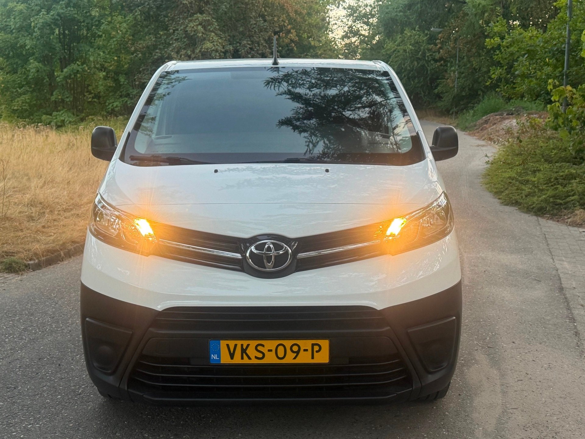 Toyota PROACE Worker 2.0 D-4D Cool Comfort 2021 Airco Wit, Auto's, Bestelauto's, Voorwielaandrijving, Dealer onderhouden, Gebruikt