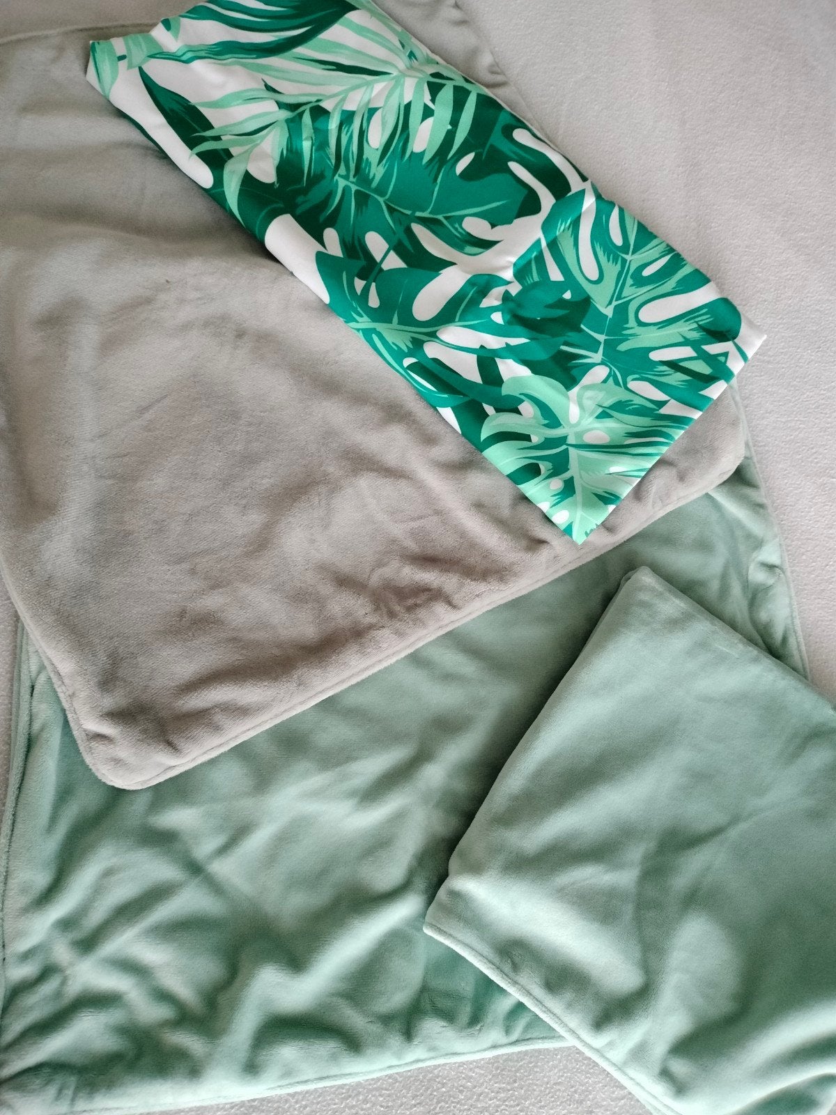 Kussenhoes velvet 50x50 - 3 stuks voor 5 euro, Ophalen of Verzenden, Zo goed als nieuw, Groen, Vierkant